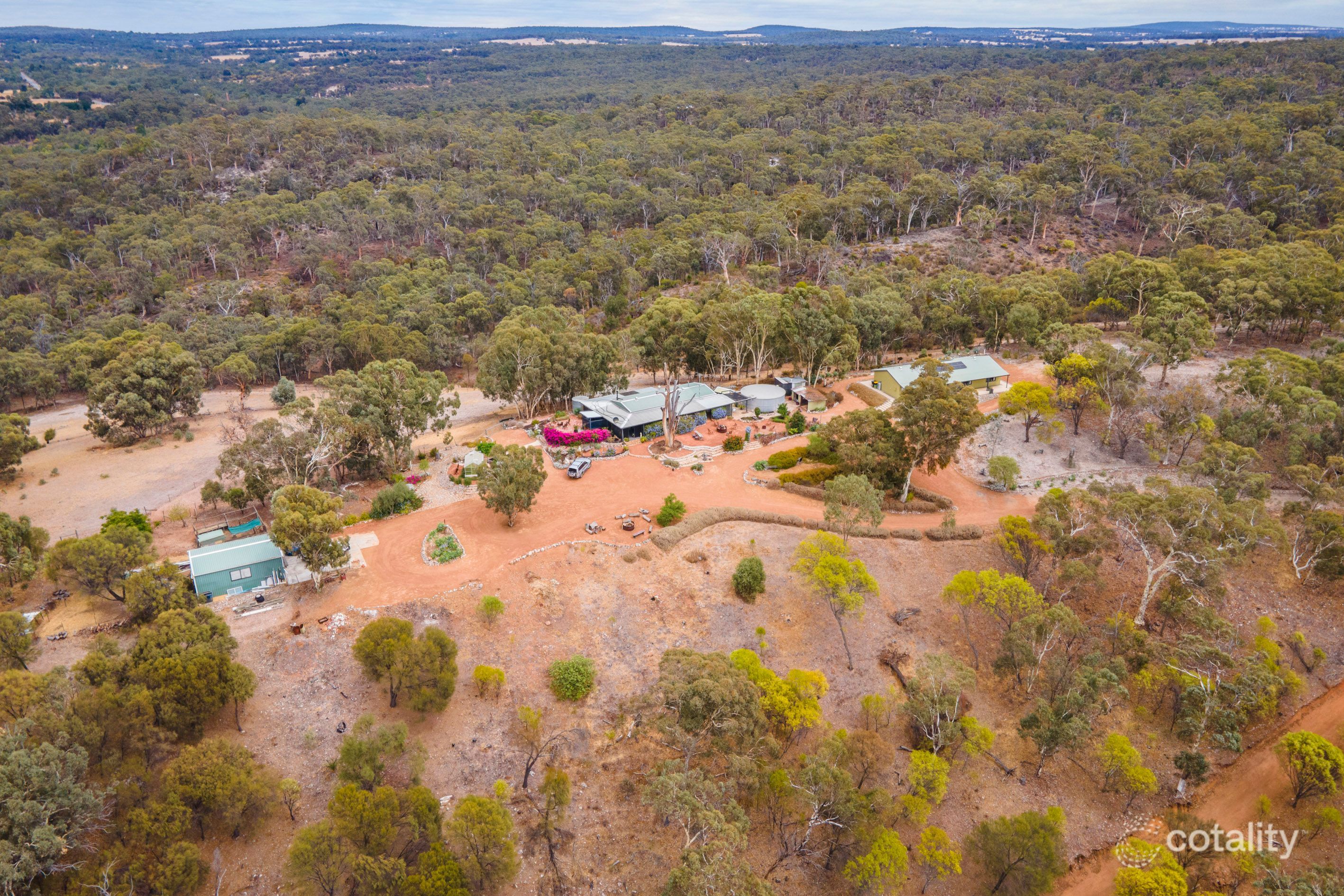 118 Railway Rd, Clackline, WA 6564
