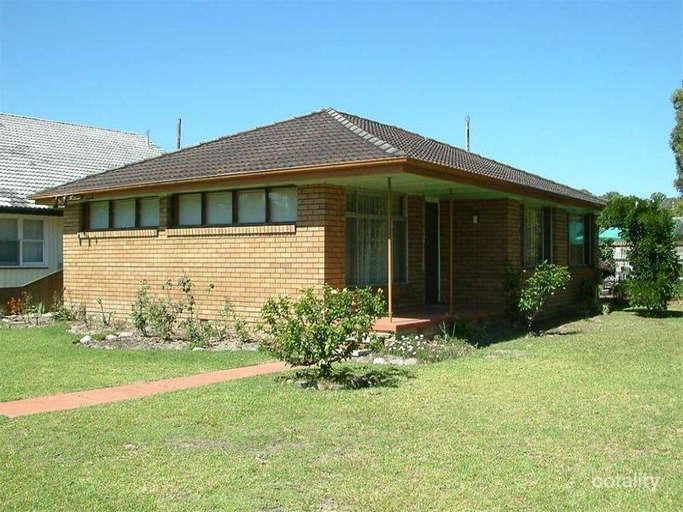 844 Macquarie Dr, Croudace Bay, NSW 2280