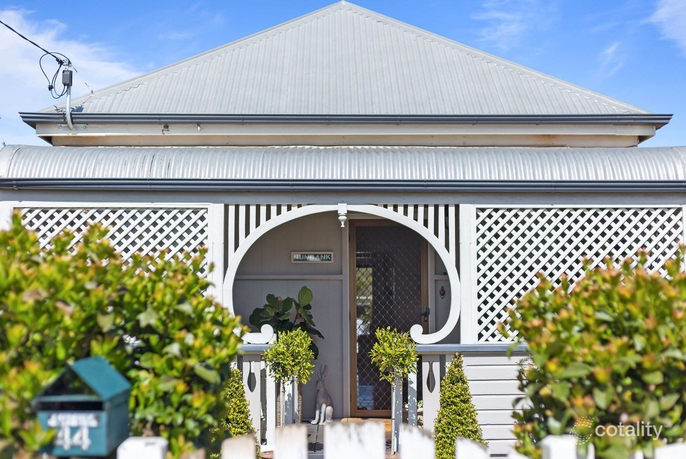 44 Eleanor St, East Toowoomba, QLD 4350