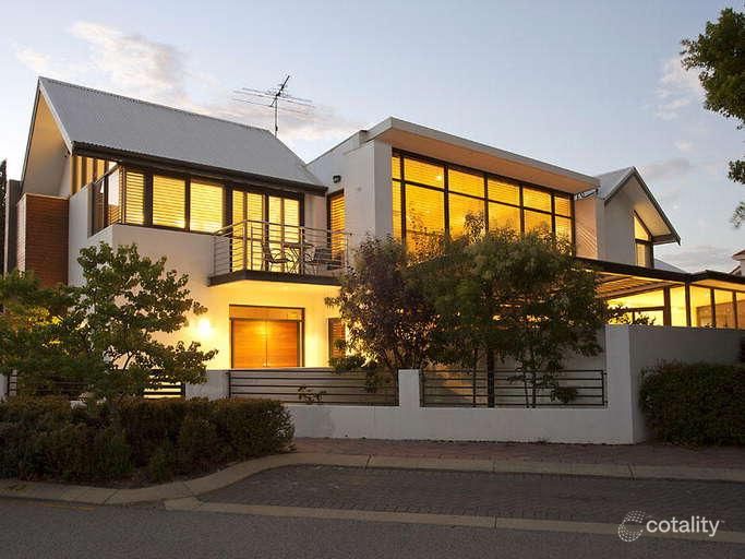 43 Coral Tree Ave, Subiaco, WA 6008