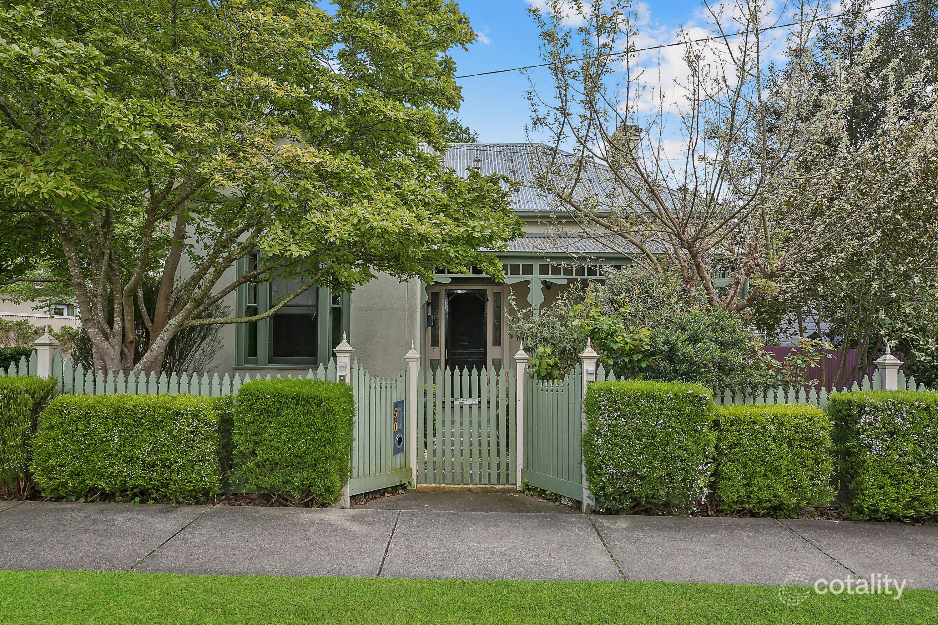 50 Leura St, Camperdown, VIC 3260