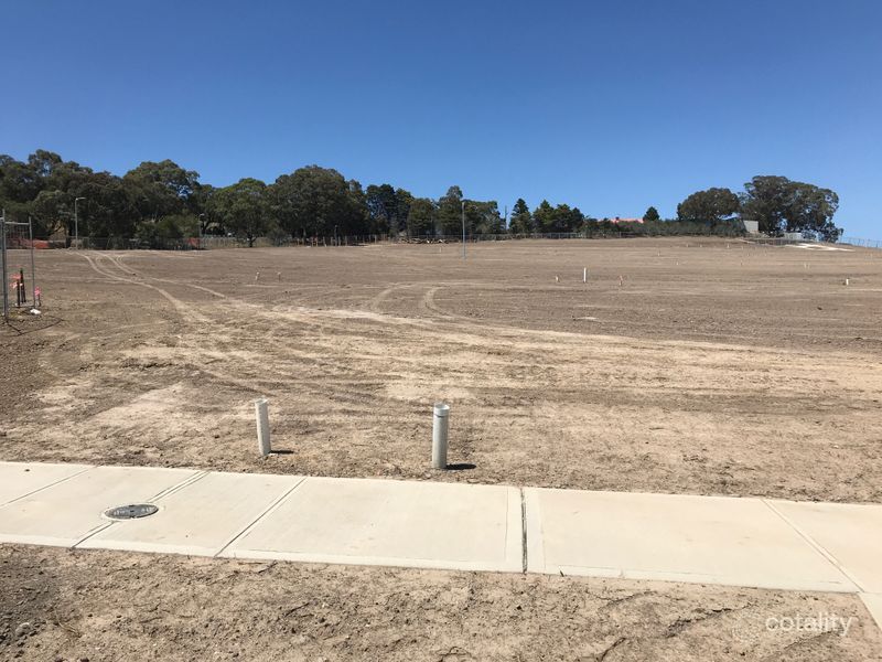 5 Orchard Rd, Doreen, VIC 3754