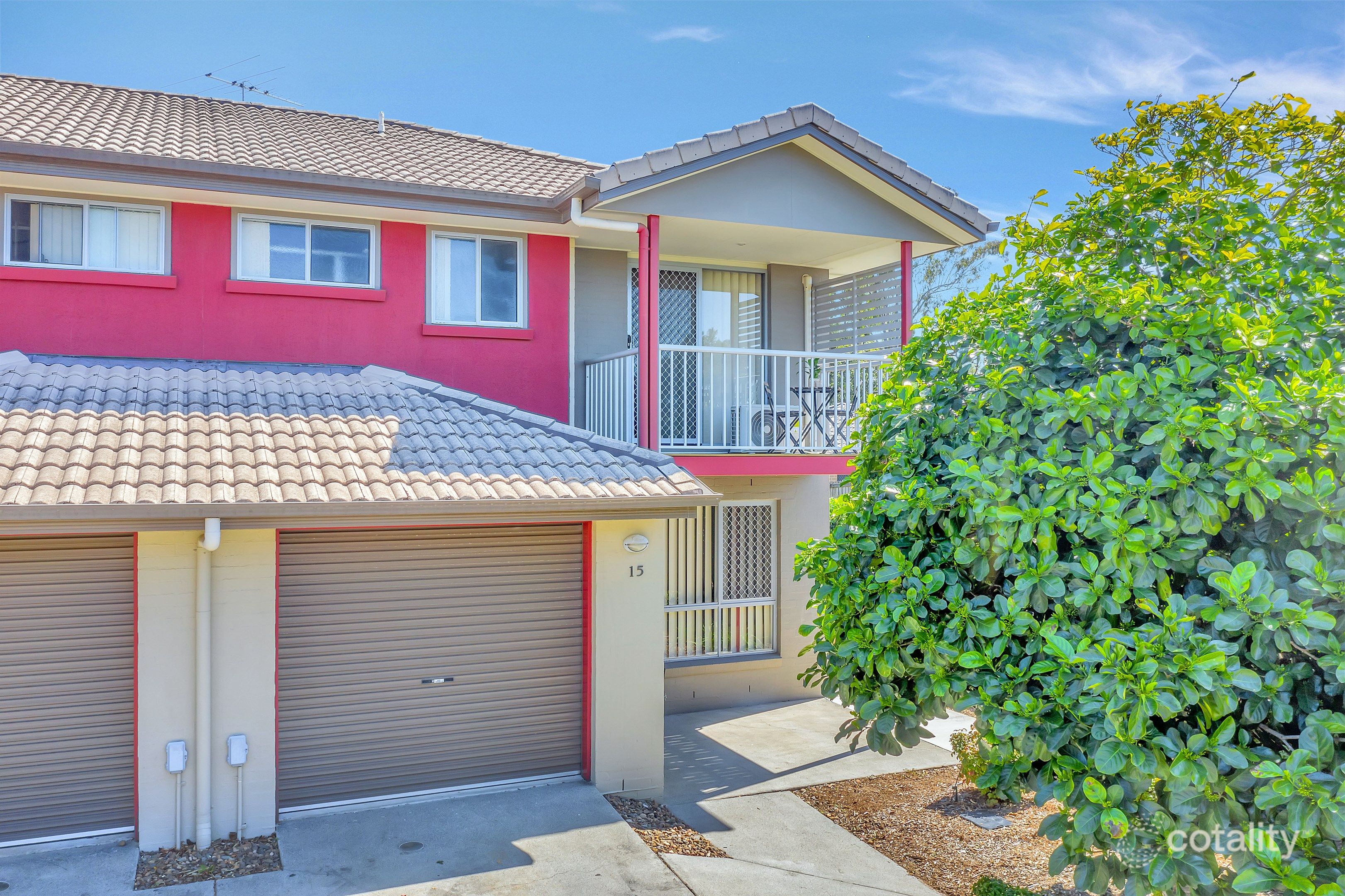 15/6-32 University Dr, Meadowbrook, QLD 4131