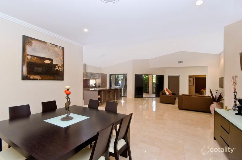 3 Tingira St, Palm Beach, QLD 4221