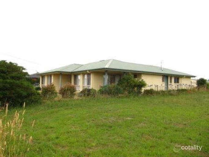 13 Rosamel St, Gundaroo, NSW 2620