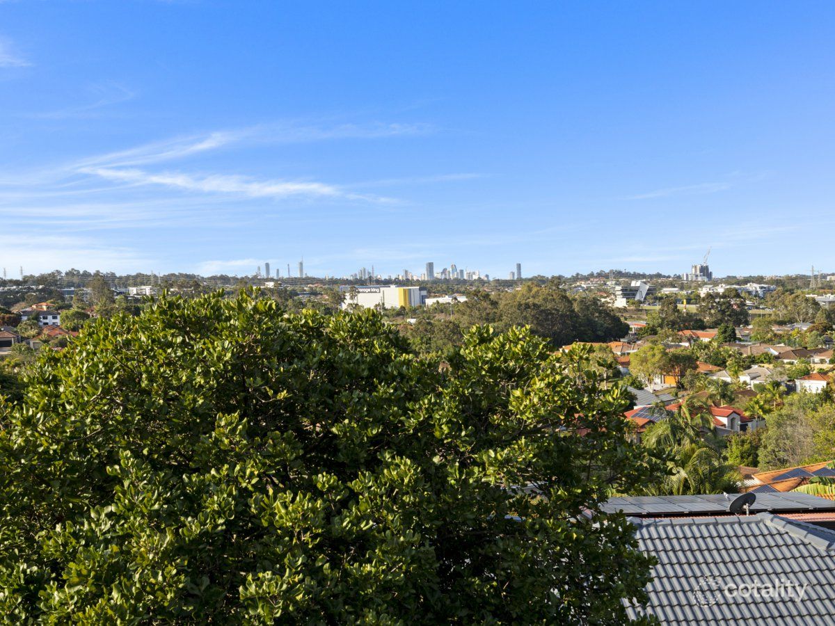 8 Suffolk Pl, Mudgeeraba, QLD 4213