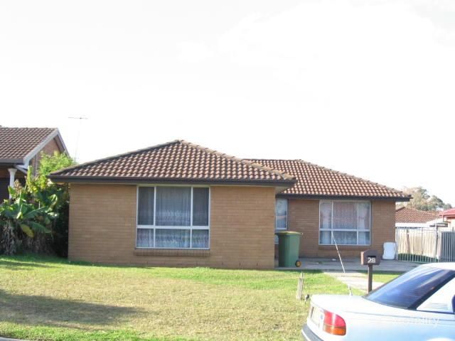 28 Mohawk Cres, Greenfield Park, NSW 2176