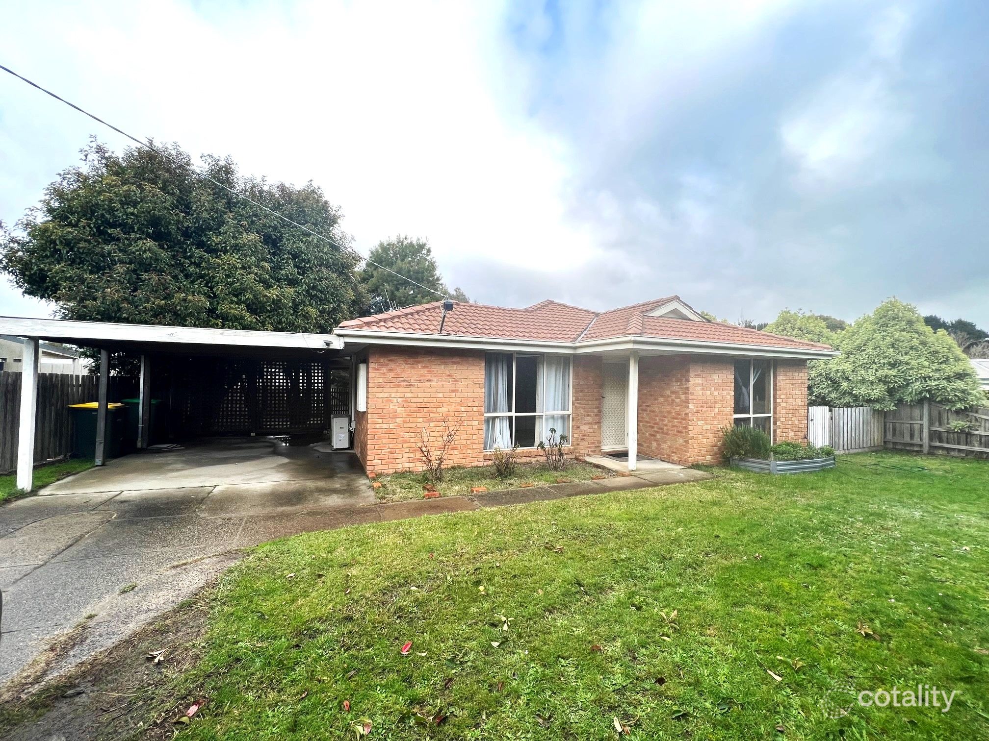 38 Honeysuckle Lane, Woodend, VIC 3442