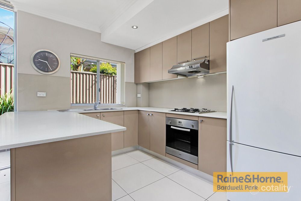 2/16 Myers St, Roselands, NSW 2196