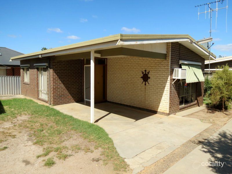 2/28 Neale St, Kennington, VIC 3550