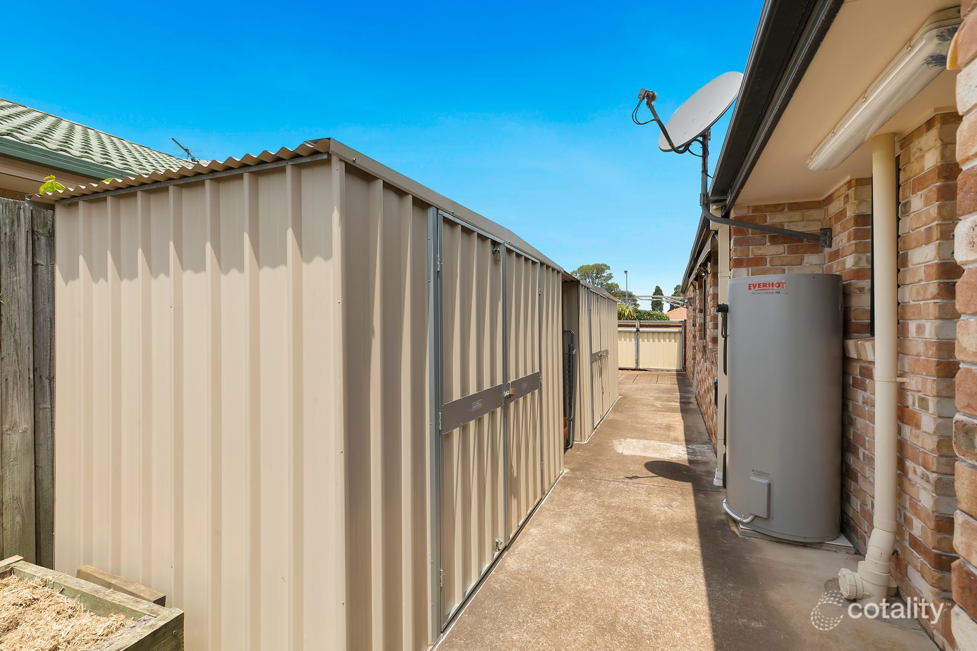 38 Daysland St, Victoria Point, QLD 4165