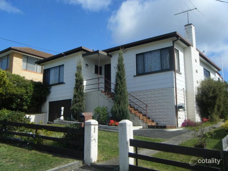 30 First Ave, West Moonah, TAS 7009