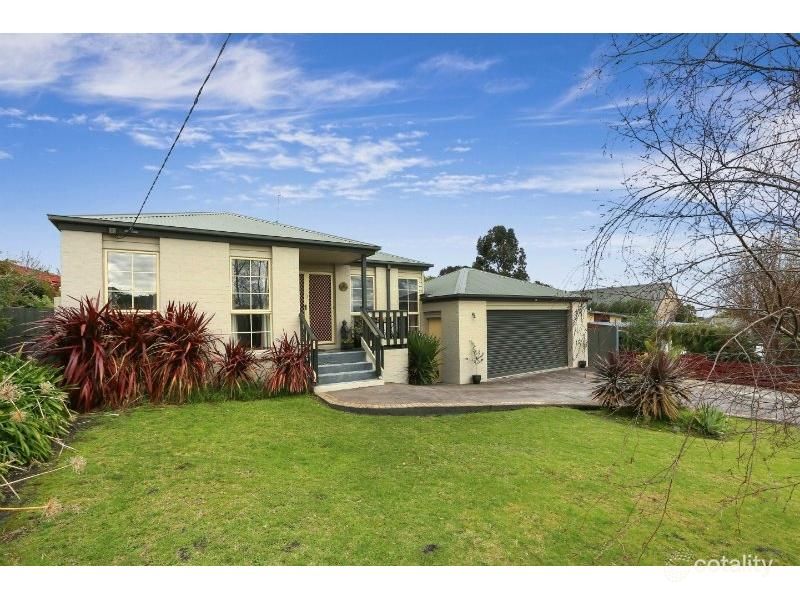 361 Waterfall Gully Rd, Rosebud, VIC 3939