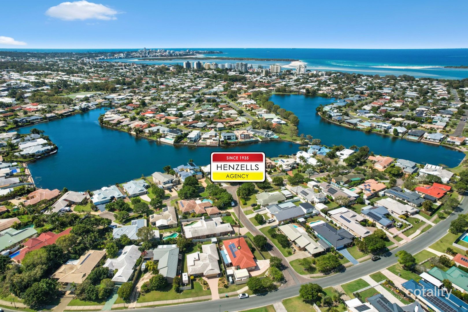 19 Sir Joseph Banks Dr, Pelican Waters, QLD 4551