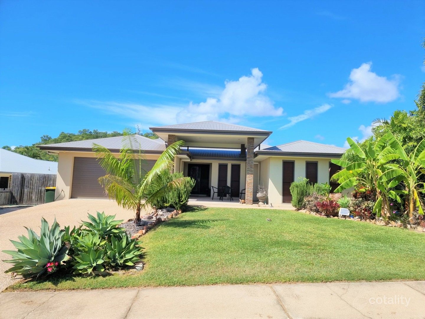 132 Ocean View Dr, Bowen, QLD 4805