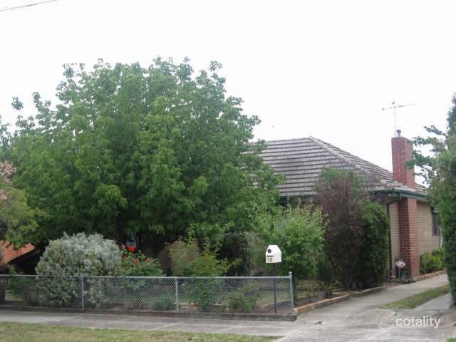 18 Bedford St, Hadfield, VIC 3046