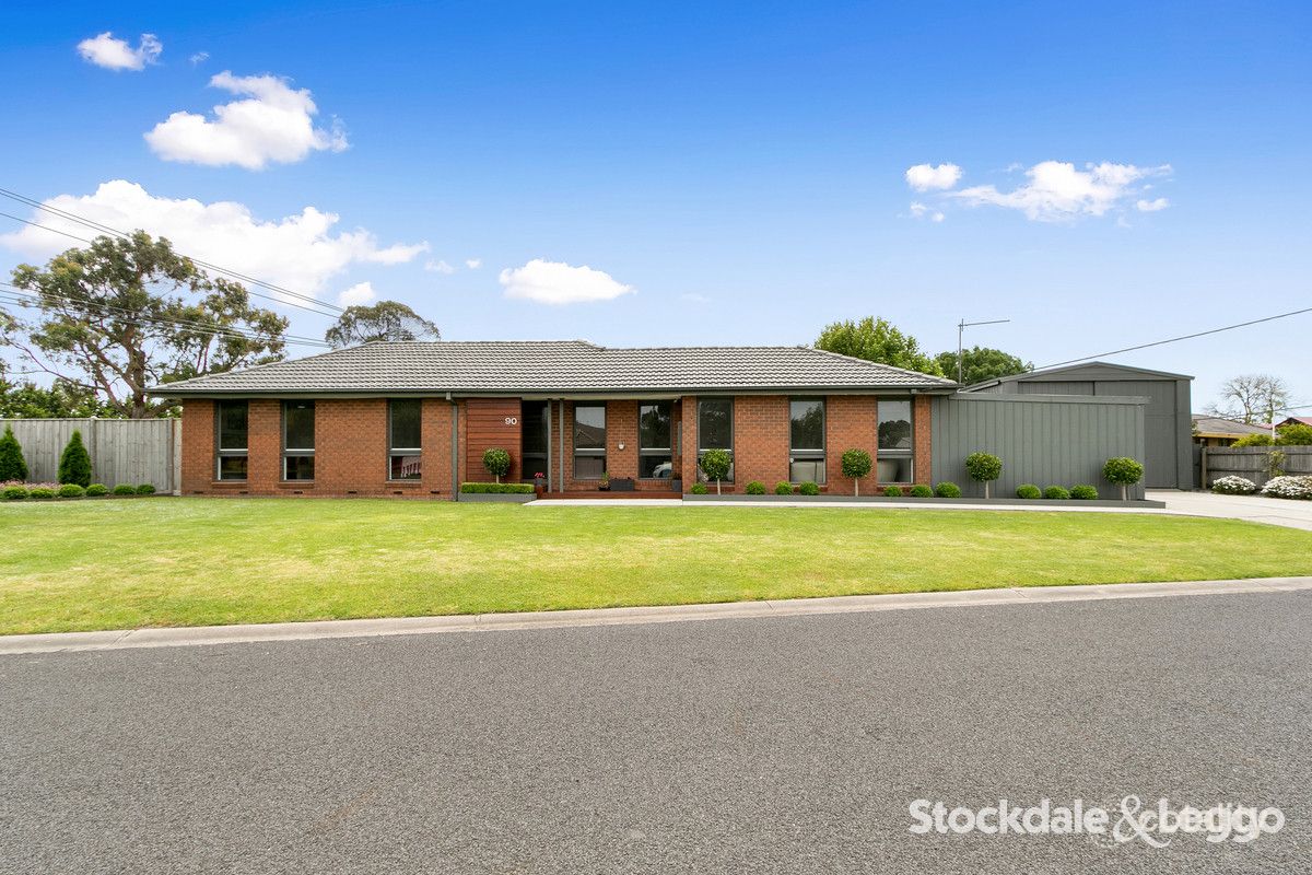 90 Traralgon-Maffra Rd, Glengarry, VIC 3854