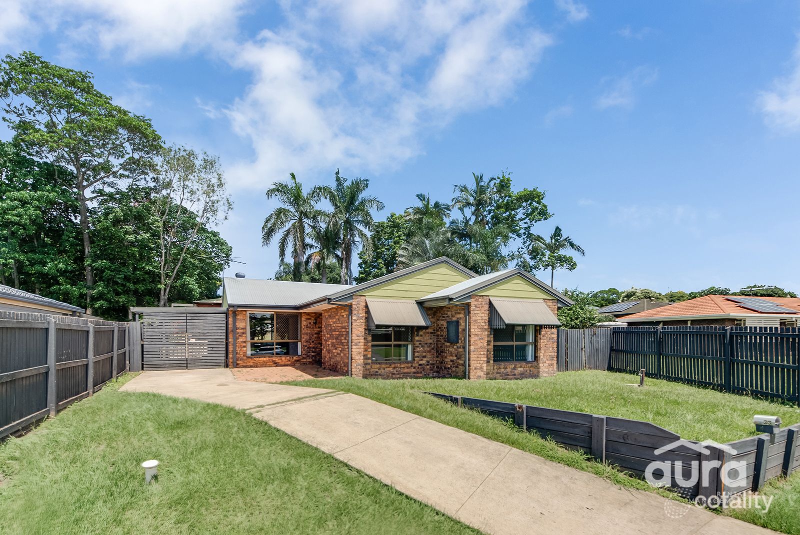 33 Cresthaven Dr, Morayfield, QLD 4506