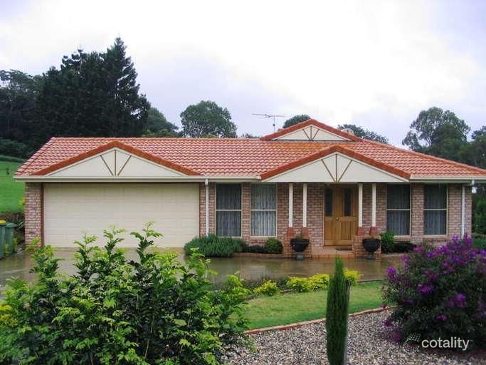 5 Oak Ct, Maleny, QLD 4552