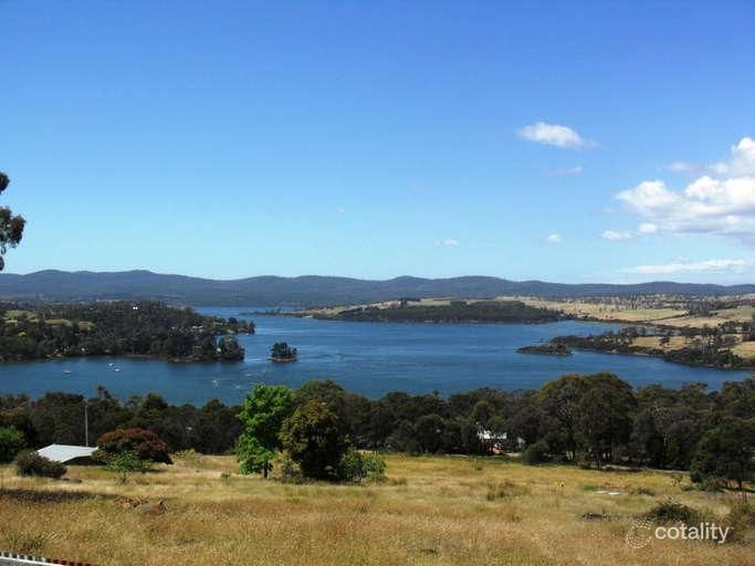 10 Joseph St, Sidmouth, TAS 7270