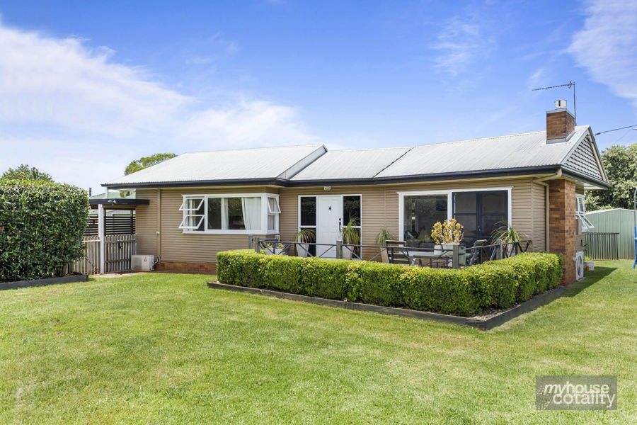 130 Drayton Rd, Harristown, QLD 4350