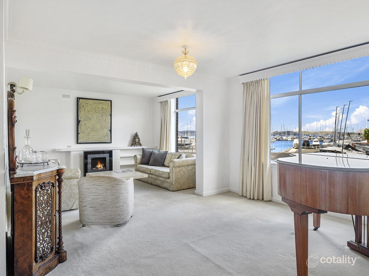 2/54 Marieville Esp, Sandy Bay, TAS 7005