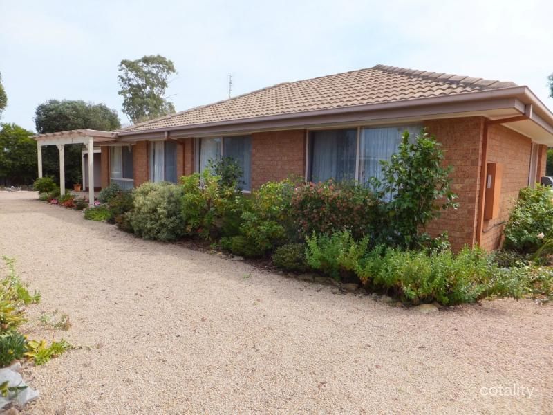 7 Lake Haven Ave, Newlands Arm, VIC 3875