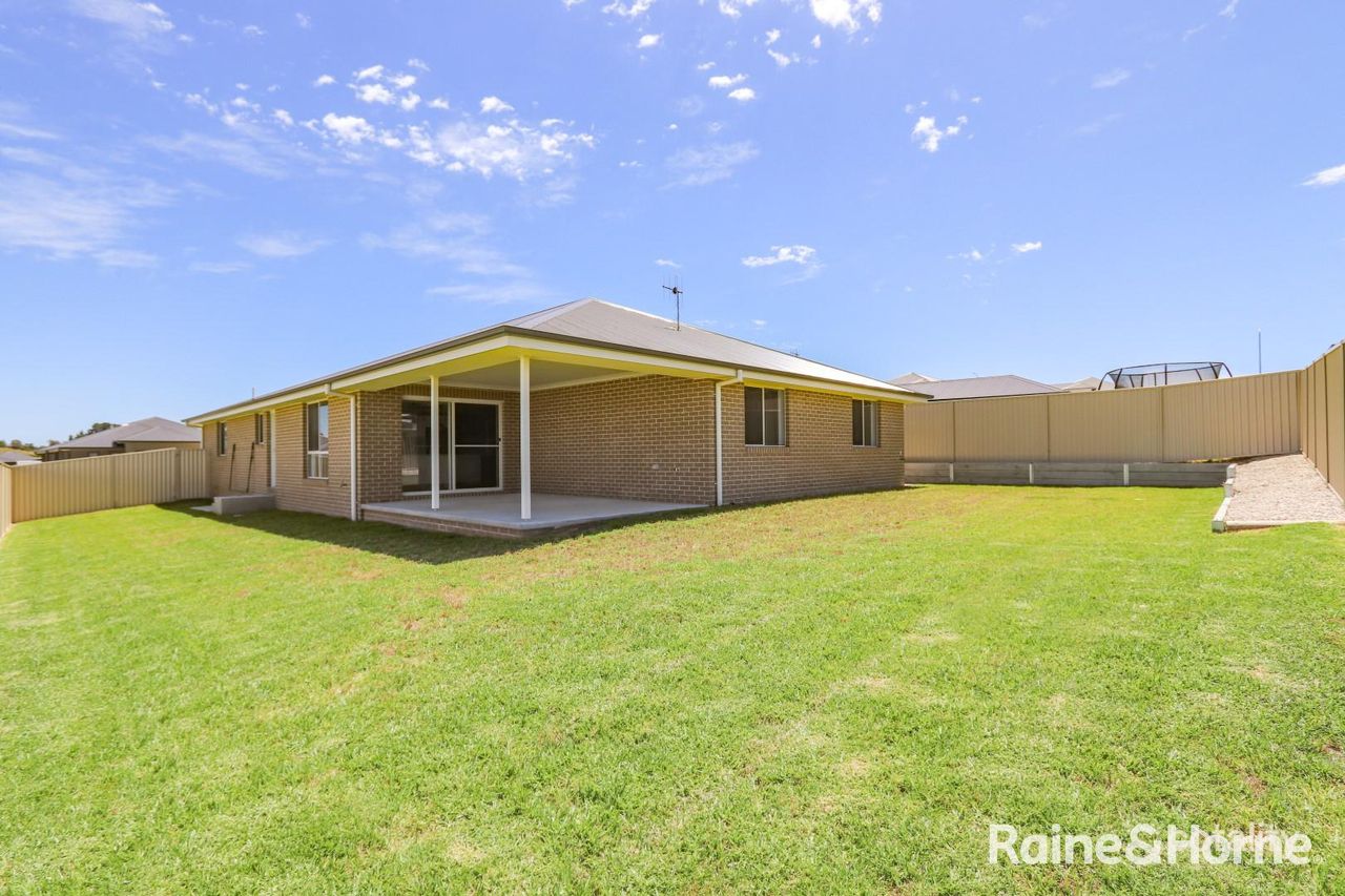 16 Burlington Rise, Kelso, NSW 2795