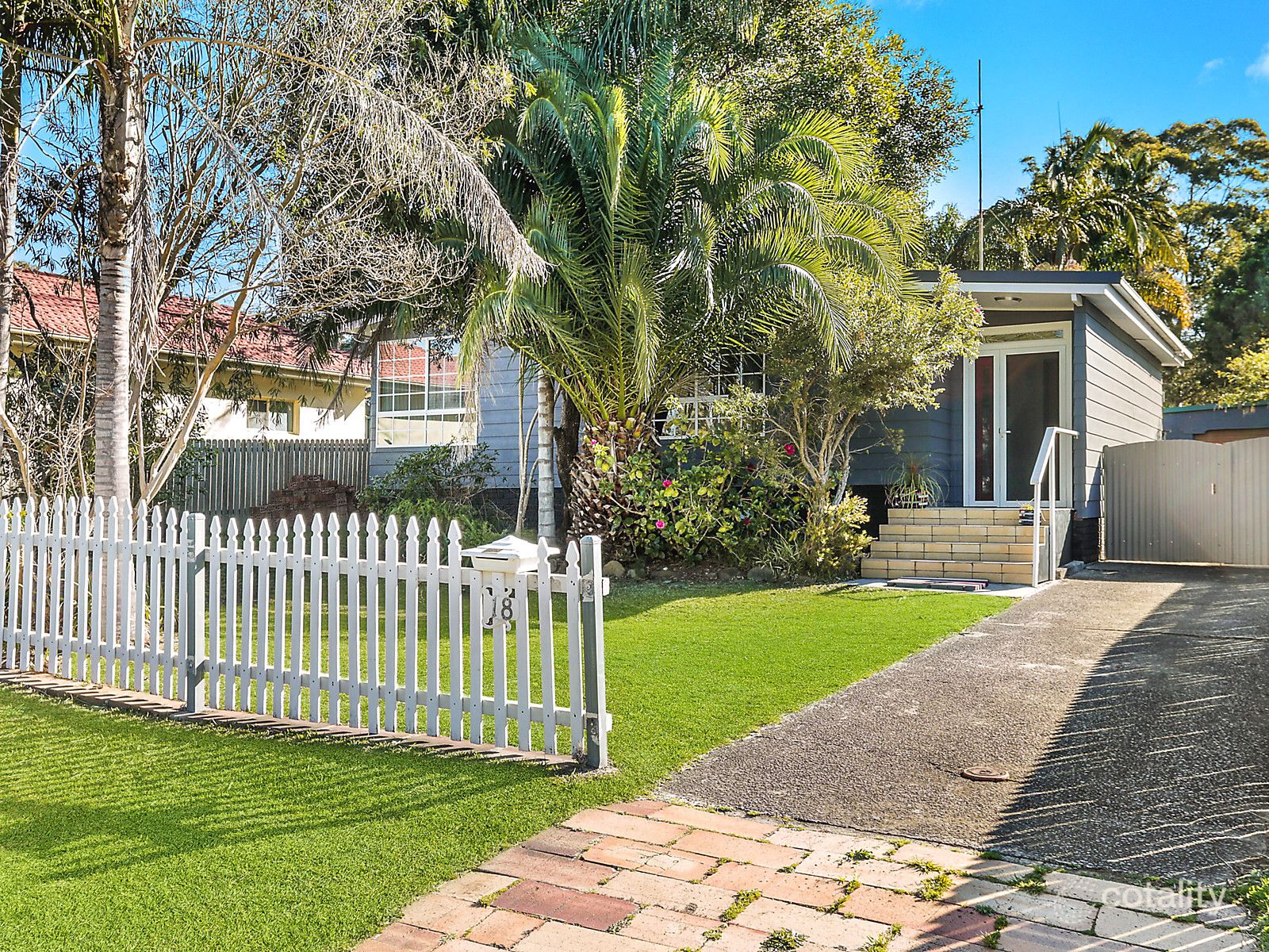 18 Waterloo St, Bulli, NSW 2516