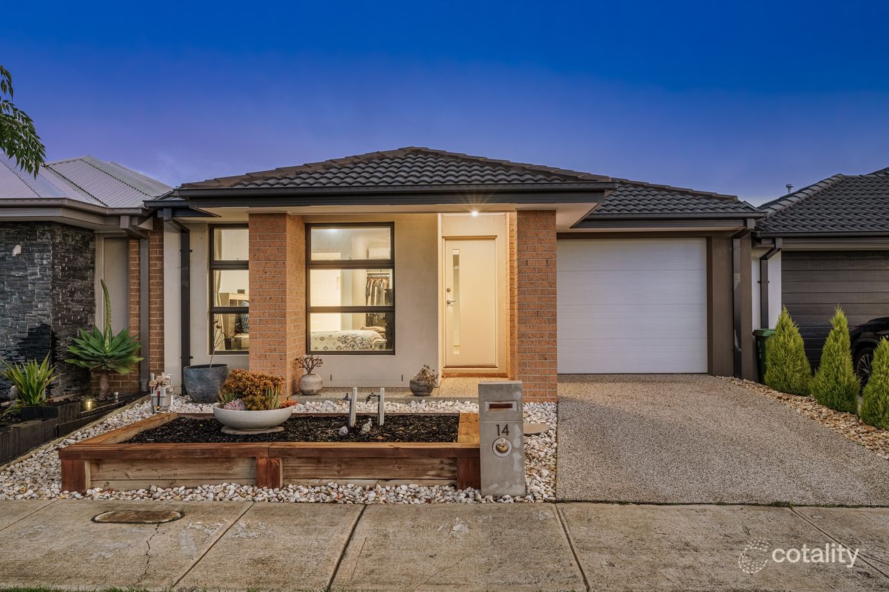 14 Aquatic Dr, Cranbourne West, VIC 3977