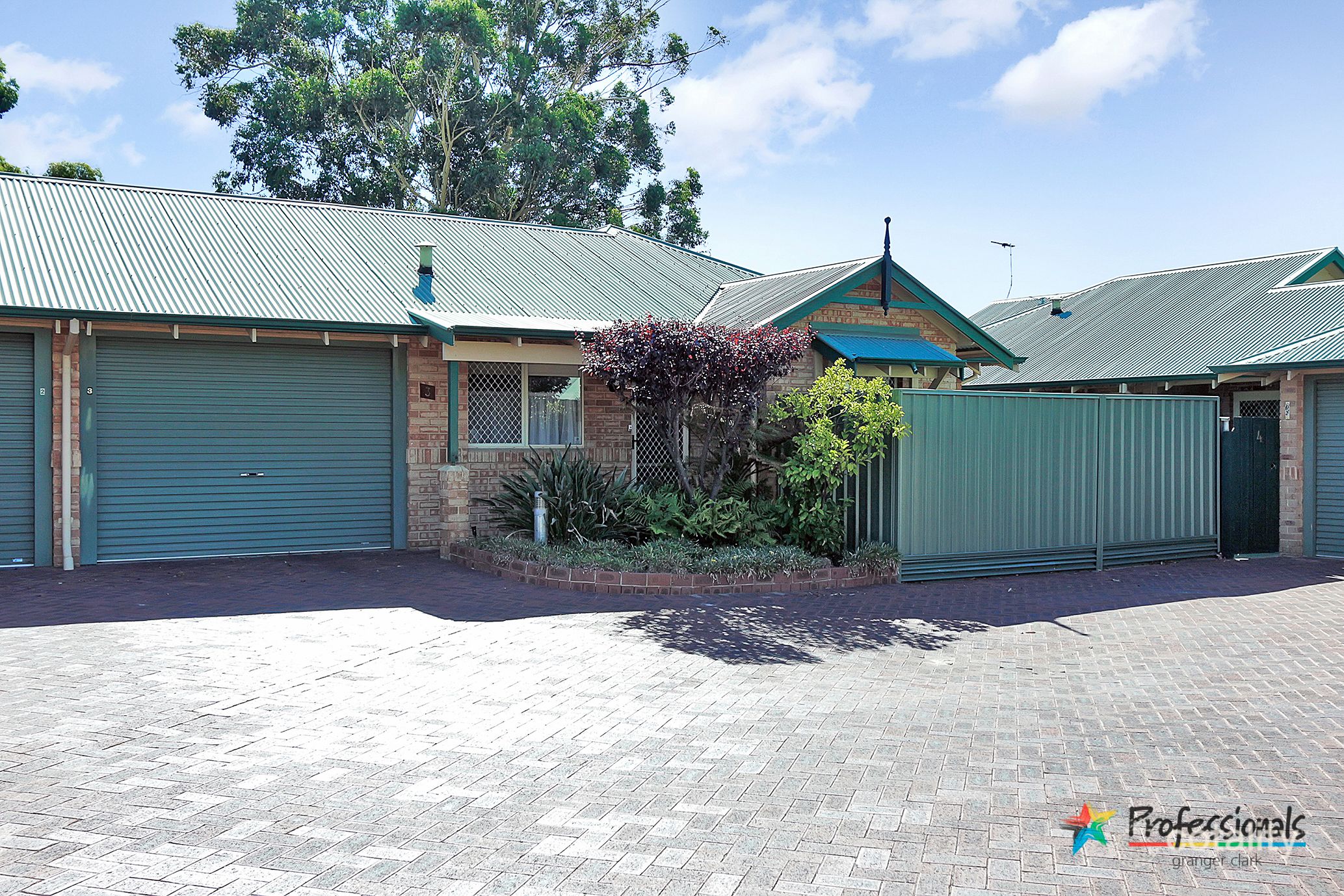3/4 Alder Ct, Ballajura, WA 6066