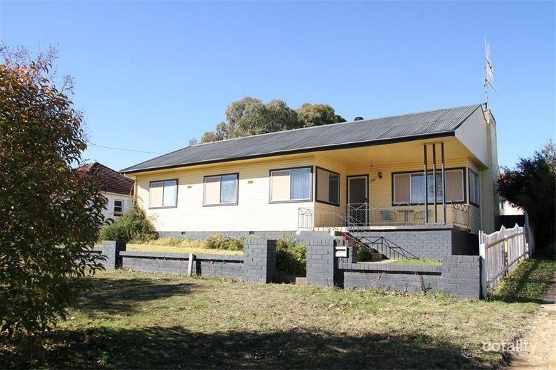 18 Browne St, Yass, NSW 2582