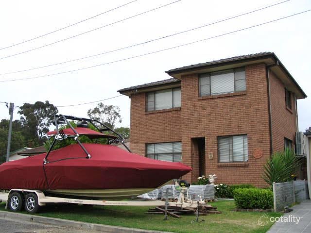 5 St Johns Dr, Croudace Bay, NSW 2280