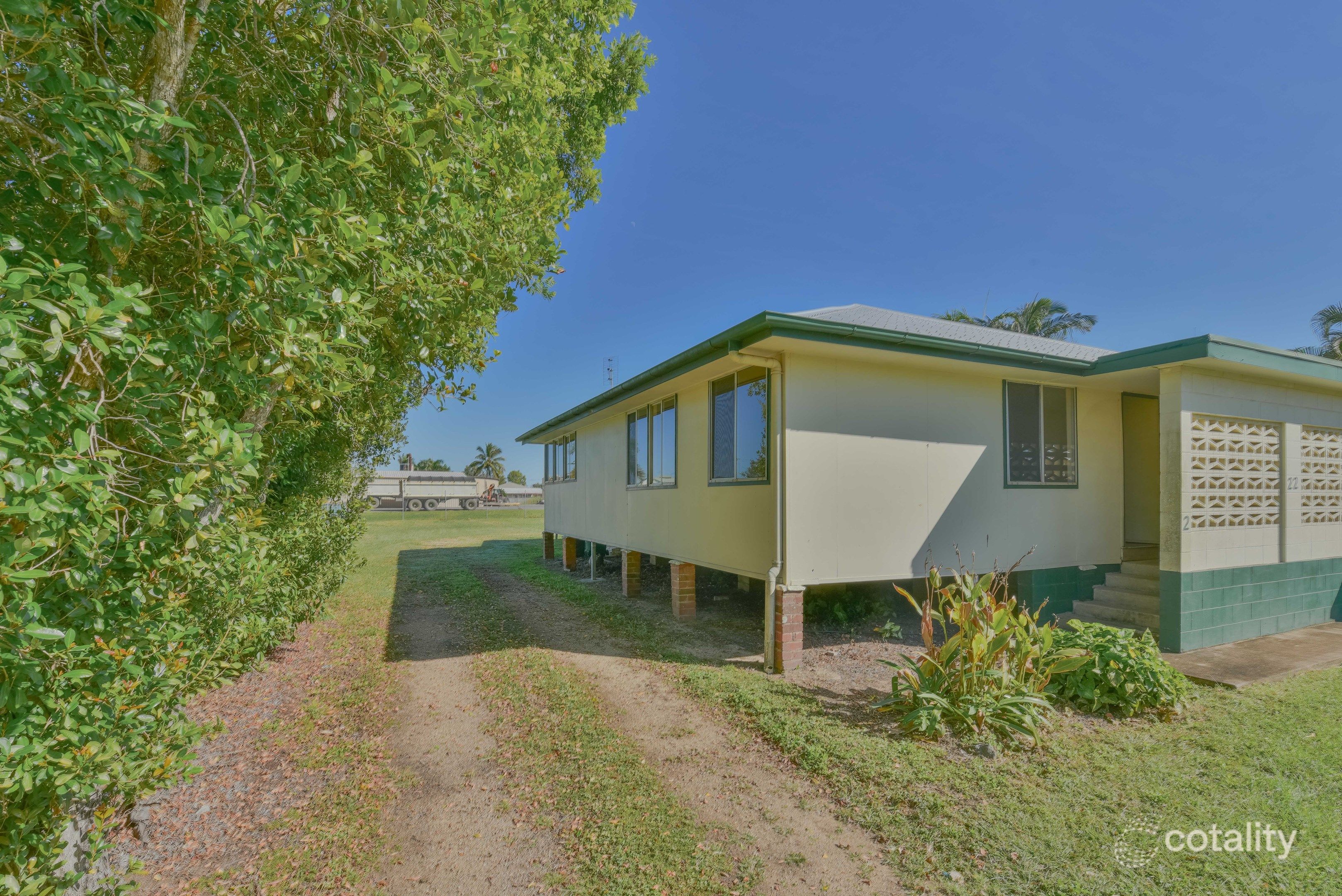 2/22 Ann St, Proserpine, QLD 4800