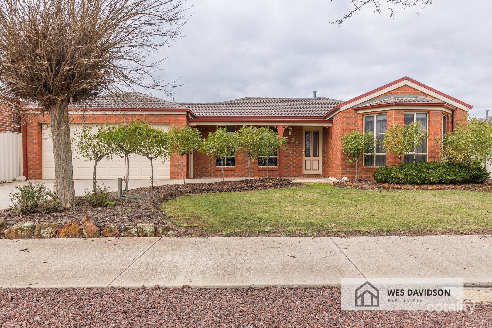20 Barton Dr, Horsham, VIC 3400