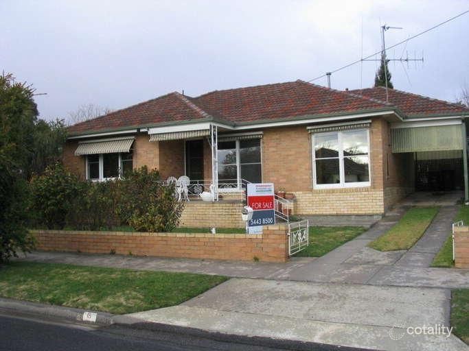 6 Montgomery Cres, White Hills, VIC 3550