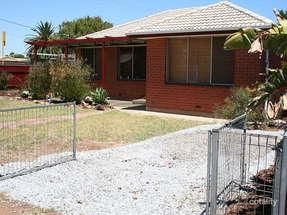 60 Kalgoorlie Ave, Port Noarlunga South, SA 5167