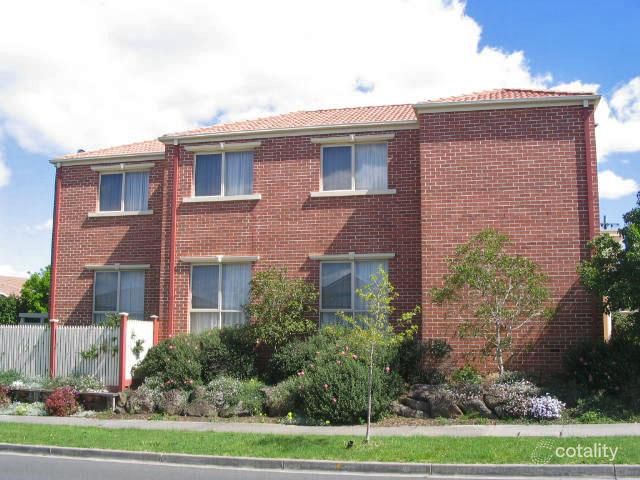 16 Elonara Rd, Vermont South, VIC 3133