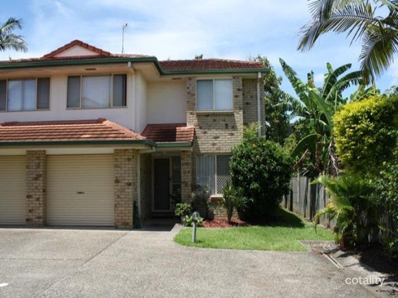 4/106 Pohlman St, Southport, QLD 4215