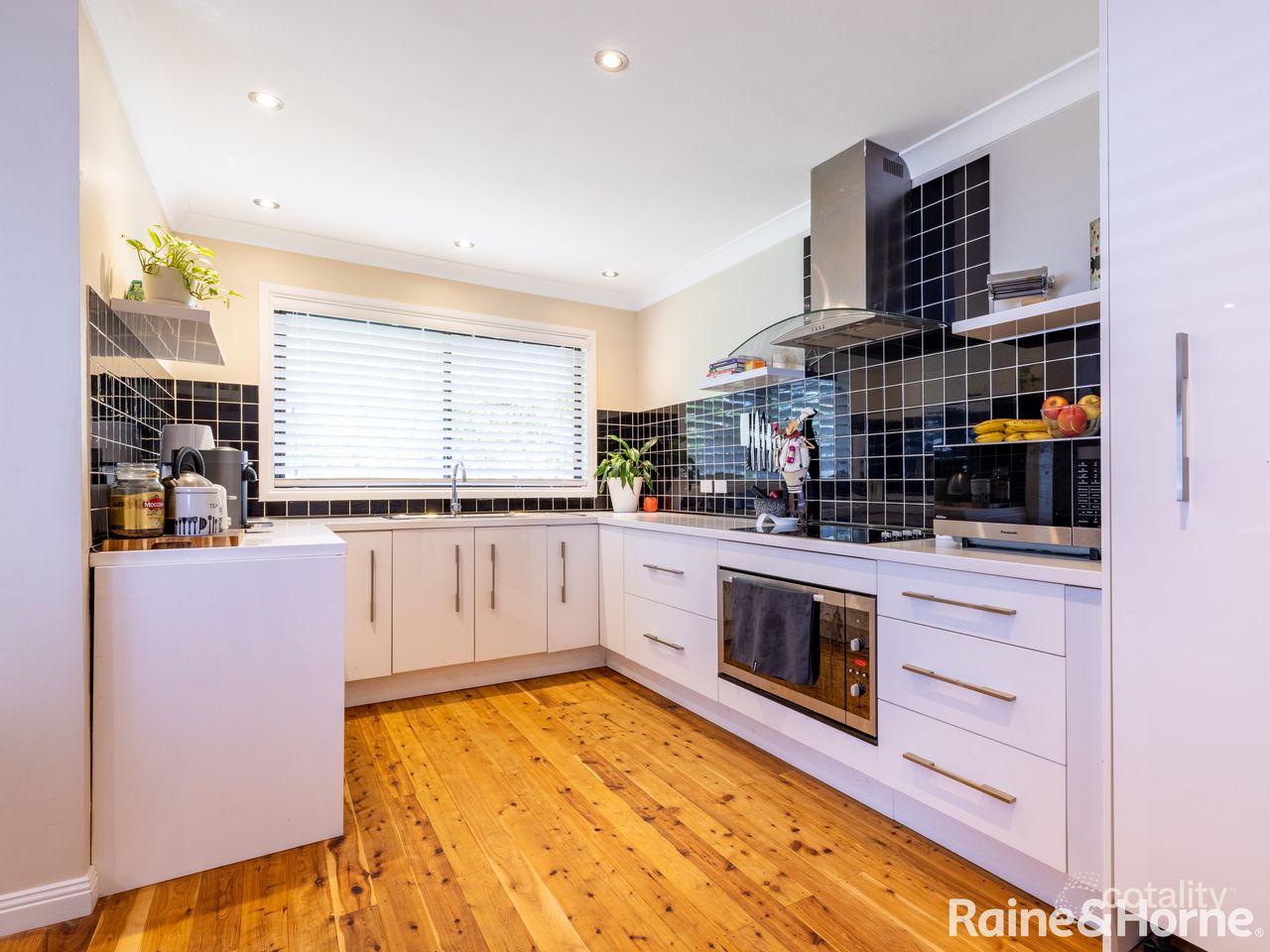 16 Perth St, Perthville, NSW 2795