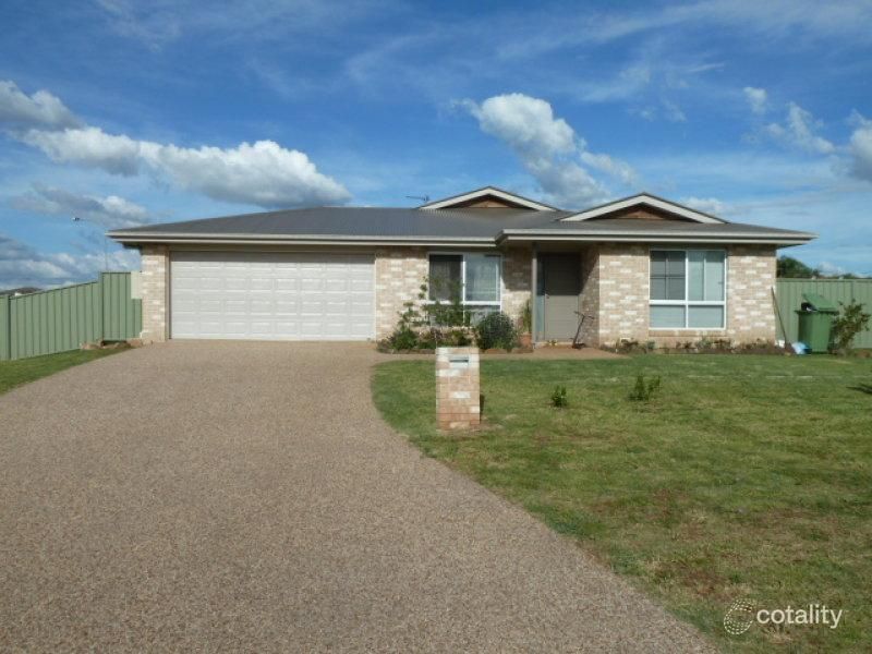 38 Berghofer Dr, Oakey, QLD 4401