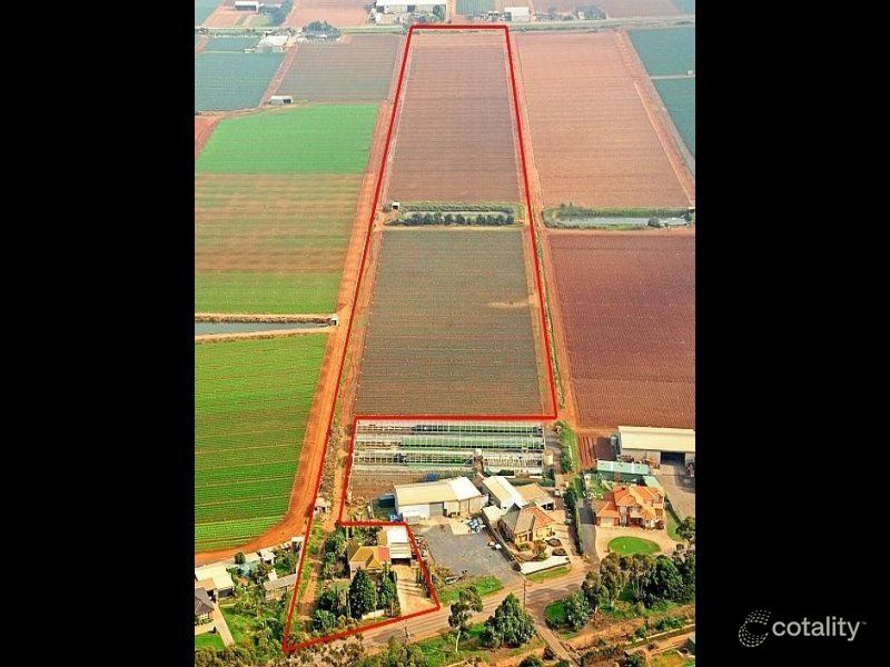 687 Duncans Rd, Werribee South, VIC 3030