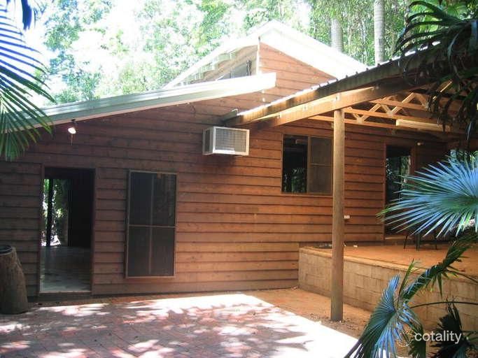 224-226 Panguna St, Trinity Beach, QLD 4879