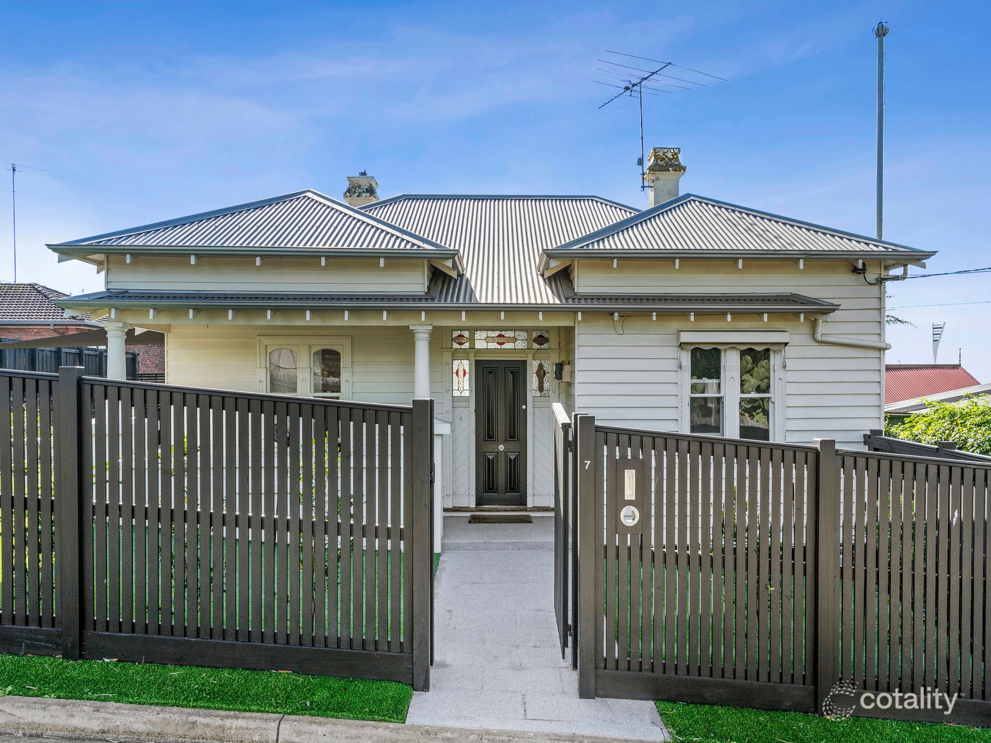 7 Beales St, Newtown, VIC 3220