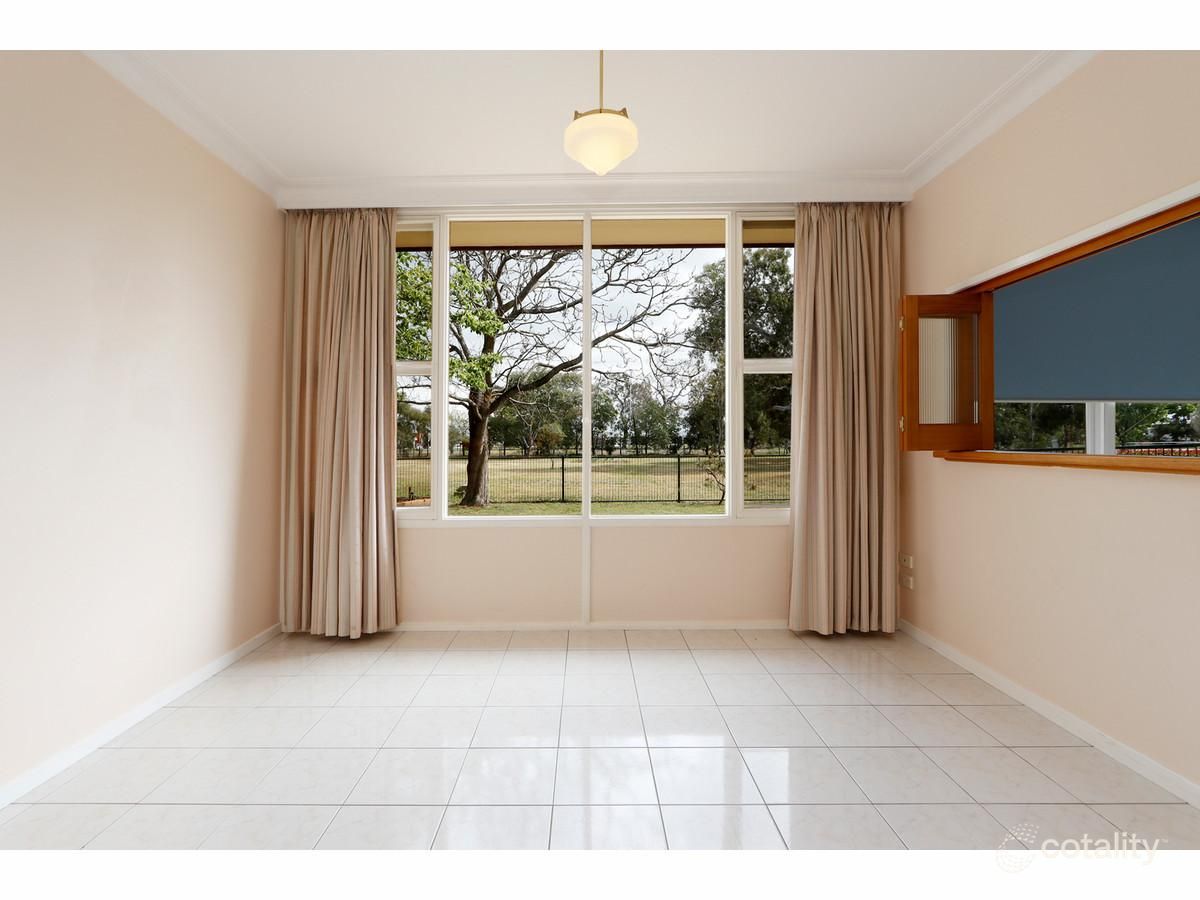 4 Kestrel Ct, Sale, VIC 3850
