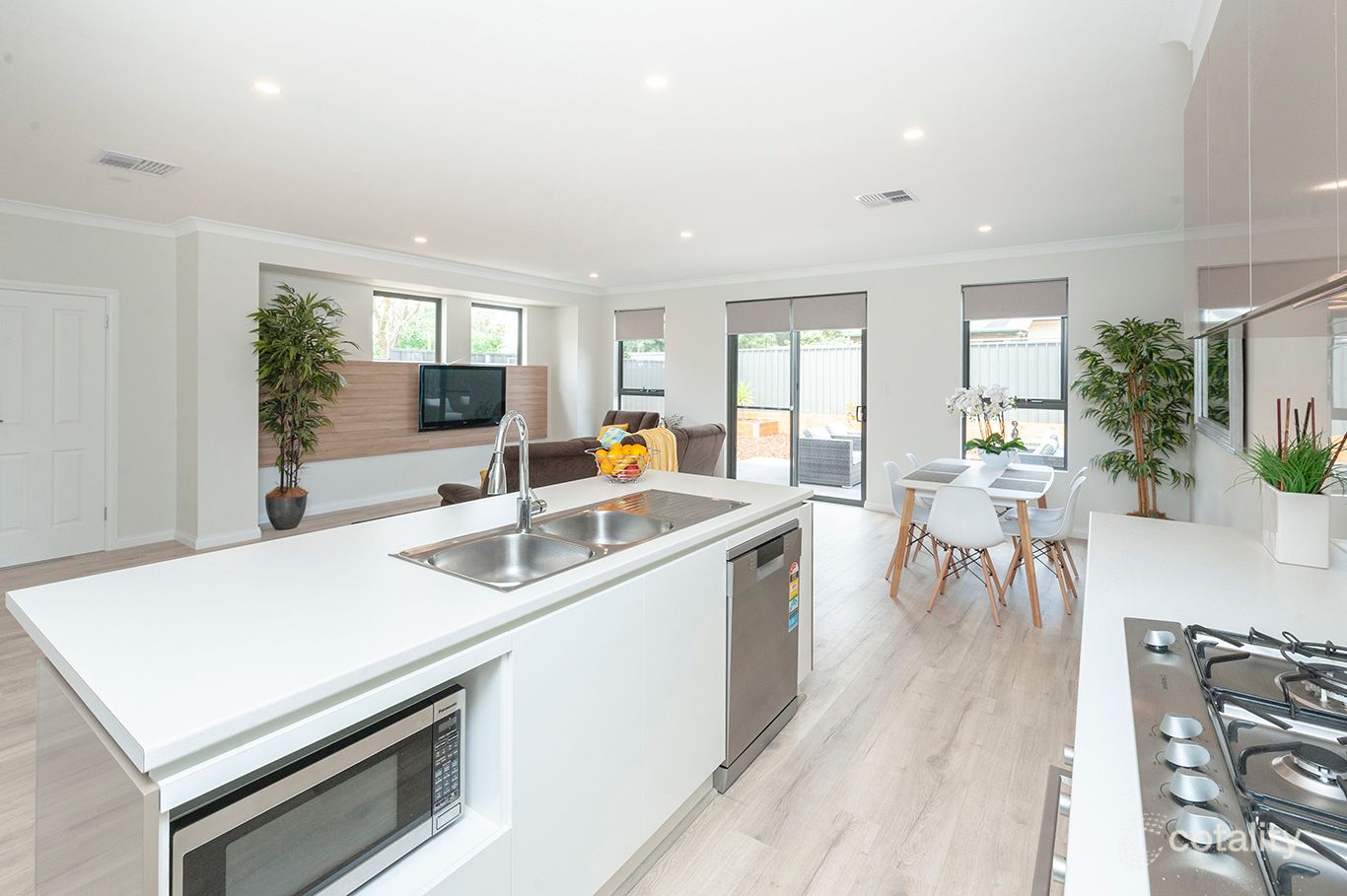 832a Grand Junction Rd, Gilles Plains, SA 5086