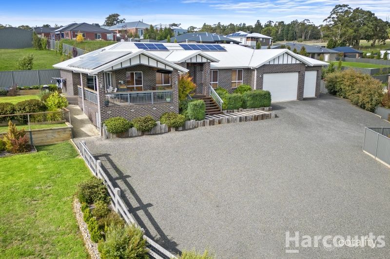 14 Holmsgarth Ct, Brown Hill, VIC 3350