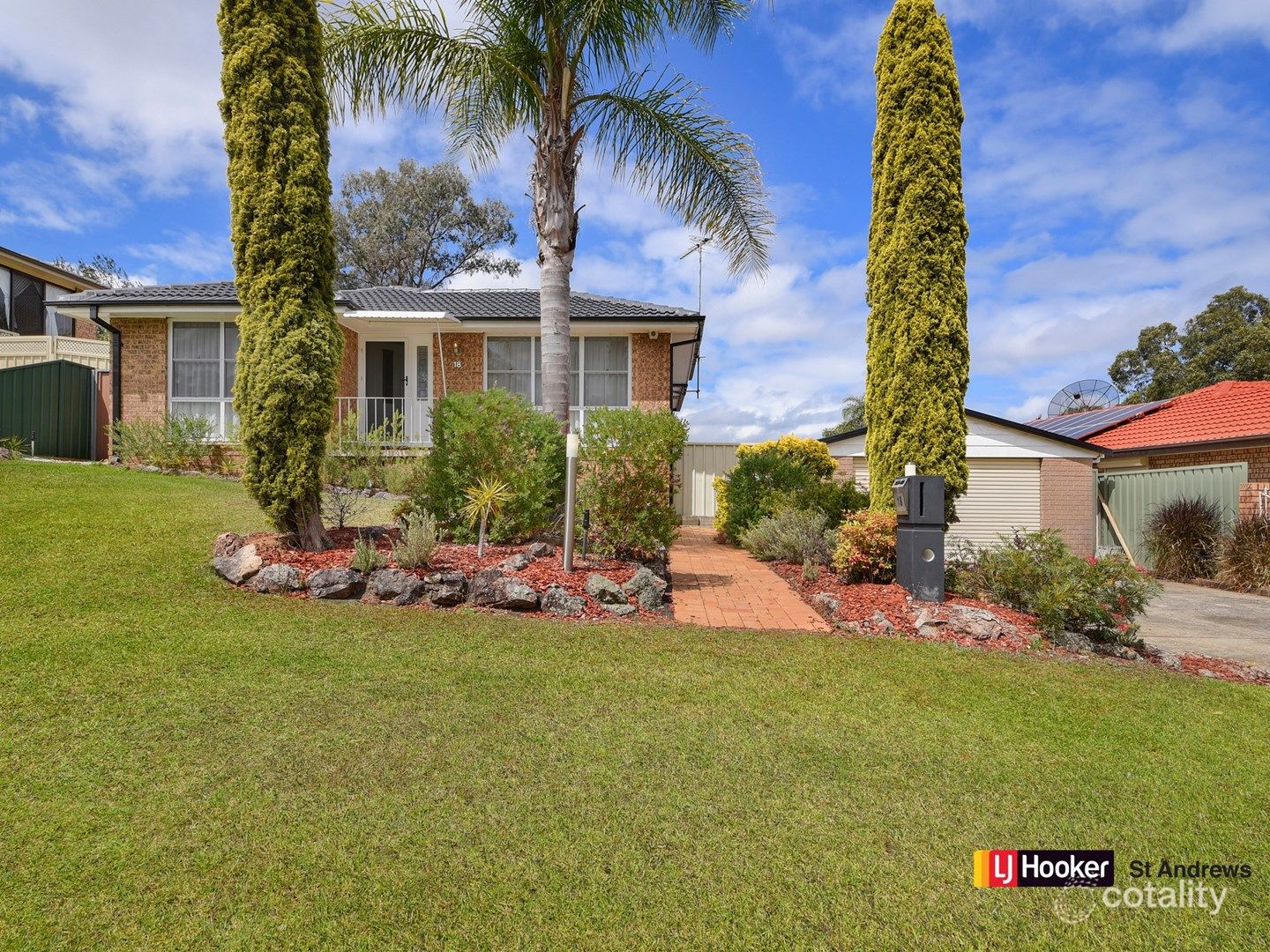 18 Fluorite Pl, Eagle Vale, NSW 2558