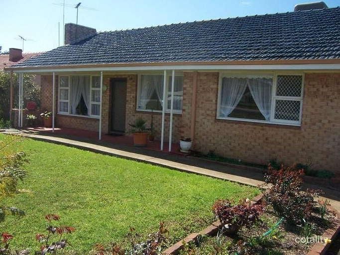 22 Shines Cres, Brunswick, WA 6224