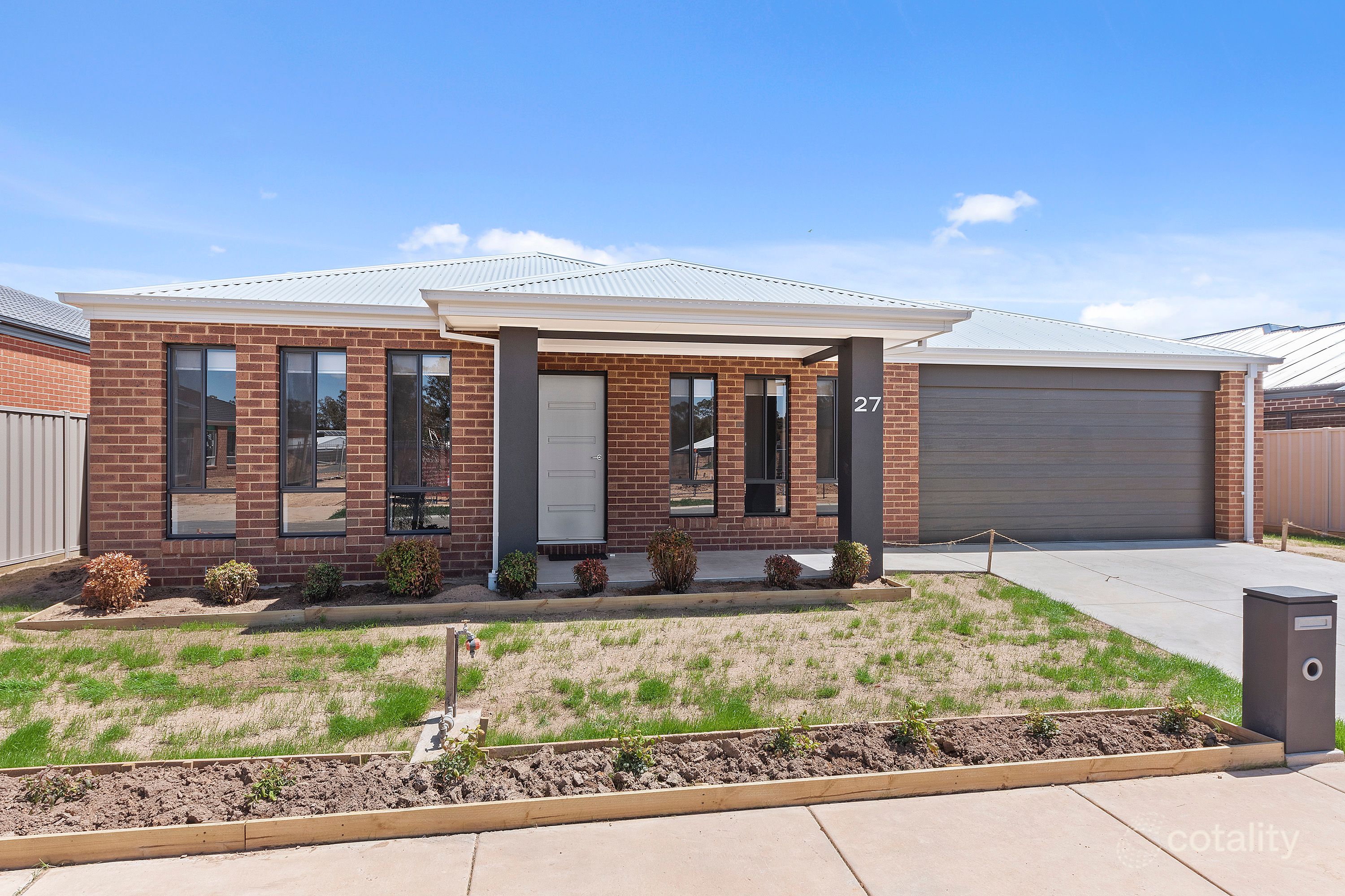 27 Limousin Ct, Ascot, VIC 3551